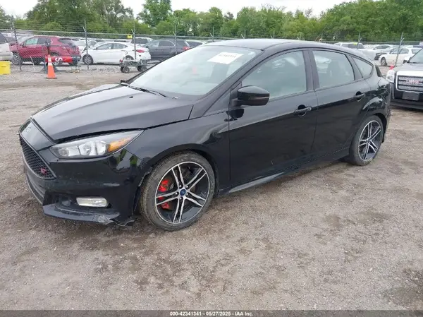 1FADP3L95JL270372 2018 FORD FOCUS ST - Image 2