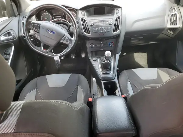 1FADP3L95JL285955 2018 FORD FOCUS - Image 8