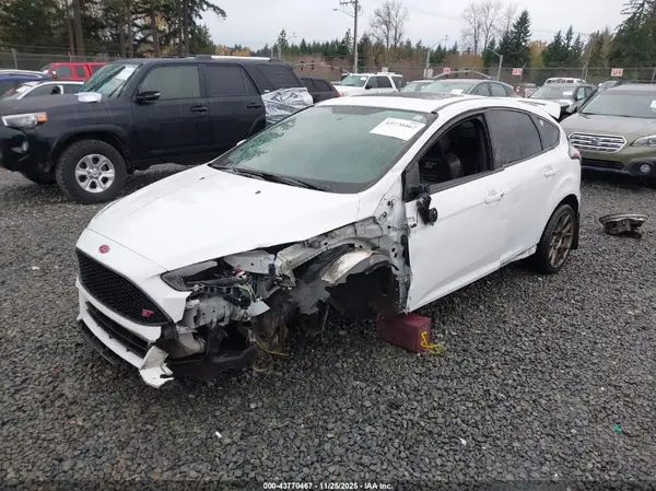 1FADP3L95JL289651 2018 FORD FOCUS ST - Image 2