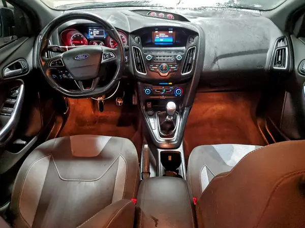 1FADP3L95JL312264 2018 FORD FOCUS - Image 8