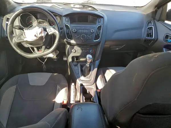 1FADP3L95JL330781 2018 FORD FOCUS - Image 8