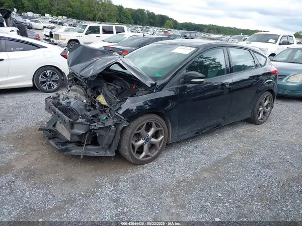 1FADP3L95JL332322 2018 FORD FOCUS ST - Image 2