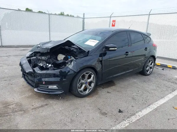 1FADP3L95JL332451 2018 FORD FOCUS ST - Image 2