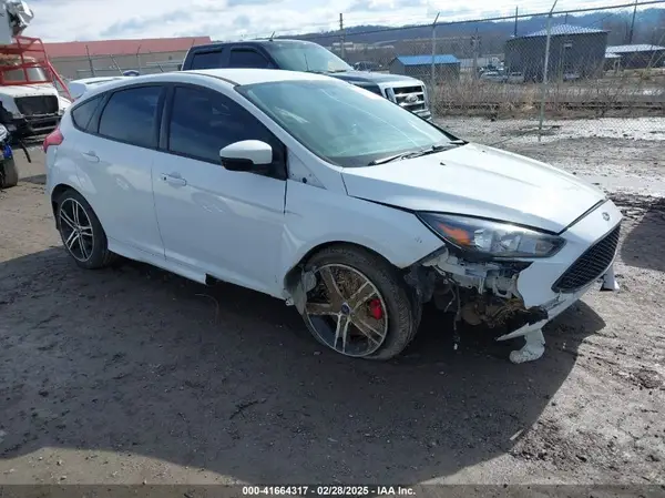 1FADP3L96GL237437 2016 FORD FOCUS - Image 1
