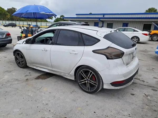 1FADP3L96GL297346 2016 FORD FOCUS - Image 2