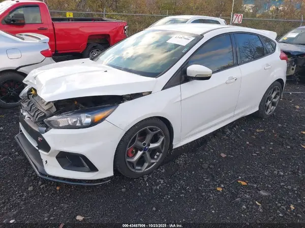 1FADP3L96HL289779 2017 FORD FOCUS - Image 2