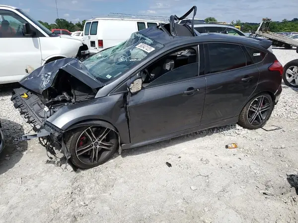 1FADP3L96JL204509 2018 FORD FOCUS - Image 1