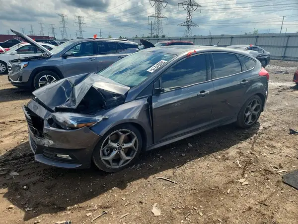 1FADP3L96JL247585 2018 FORD FOCUS - Image 1
