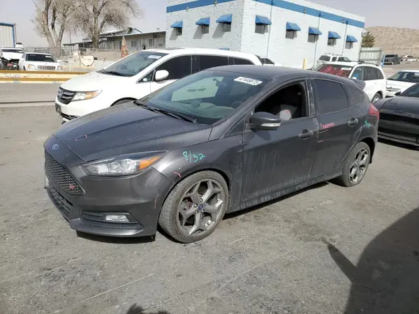 1FADP3L96JL297709 2018 FORD FOCUS - Image 1