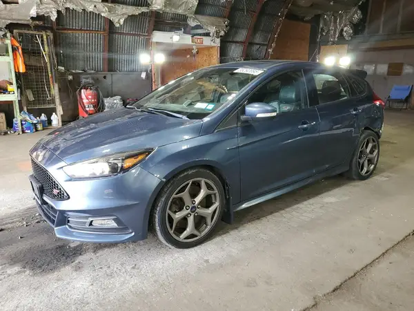 1FADP3L96JL318381 2018 FORD FOCUS - Image 1