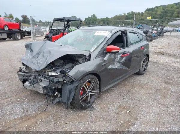 1FADP3L96JL320244 2018 FORD FOCUS ST - Image 2