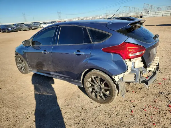 1FADP3L96JL332166 2018 FORD FOCUS - Image 2