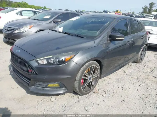1FADP3L96JL332250 2018 FORD FOCUS ST - Image 2