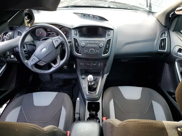 1FADP3L96JL332278 2018 FORD FOCUS - Image 8
