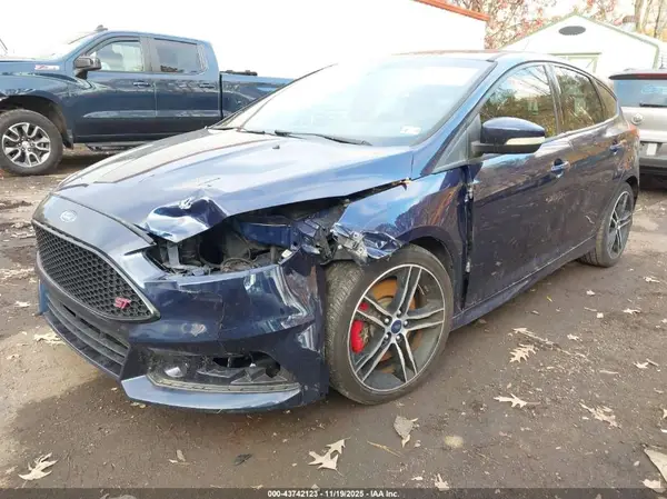 1FADP3L97GL406753 2016 FORD FOCUS ST - Image 2