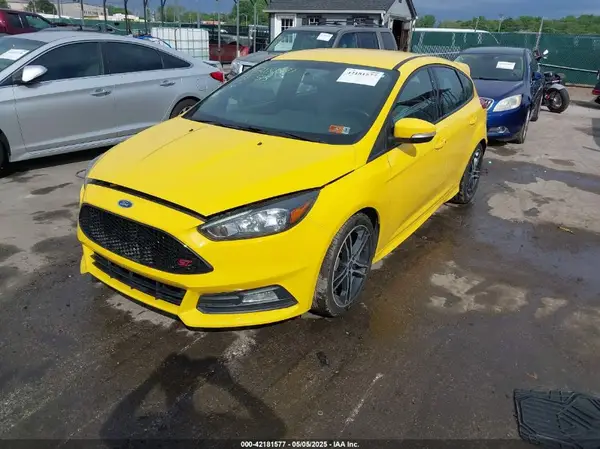 1FADP3L97HL203296 2017 FORD FOCUS ST - Image 2