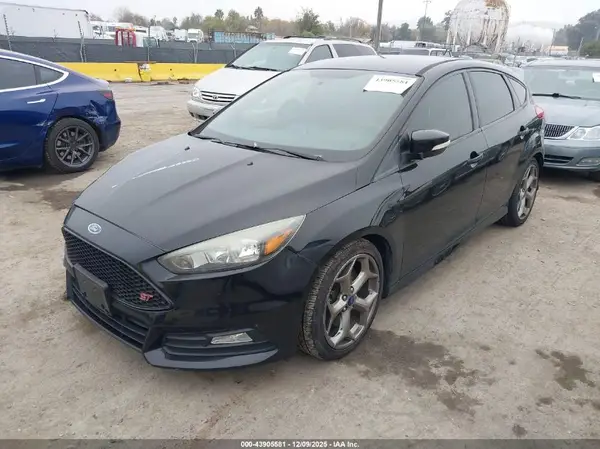 1FADP3L97HL246083 2017 FORD FOCUS ST - Image 2