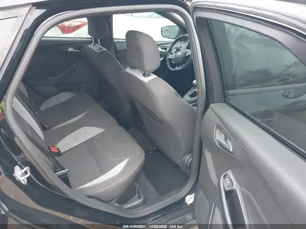 1FADP3L97HL246083 2017 FORD FOCUS ST - Image 8