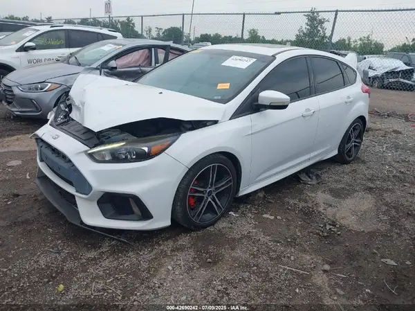 1FADP3L97HL257326 2017 FORD FOCUS ST - Image 2