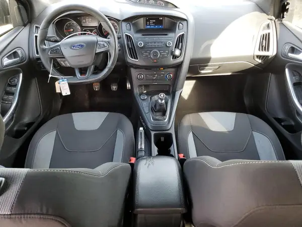1FADP3L97HL258461 2017 FORD FOCUS - Image 8
