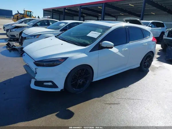 1FADP3L97HL260131 2017 FORD FOCUS ST - Image 2