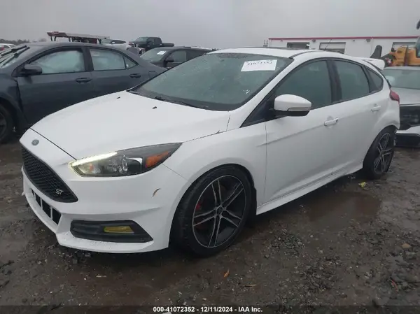 1FADP3L97HL262204 2017 FORD FOCUS ST - Image 2