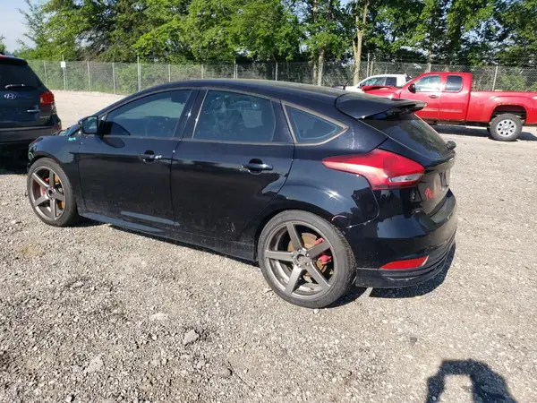 1FADP3L97HL288592 2017 FORD FOCUS - Image 2