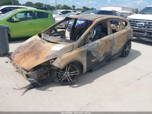1FADP3L97HL299396 2017 FORD FOCUS ST - Image 2
