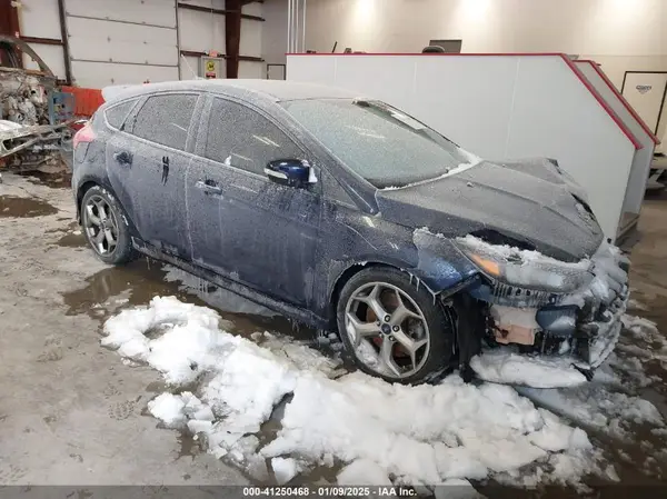1FADP3L97HL307156 2017 FORD FOCUS ST - Image 1