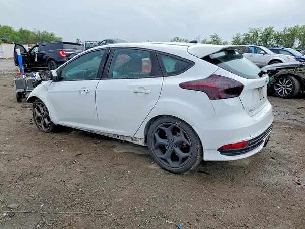 1FADP3L97HL338603 2017 FORD FOCUS - Image 2