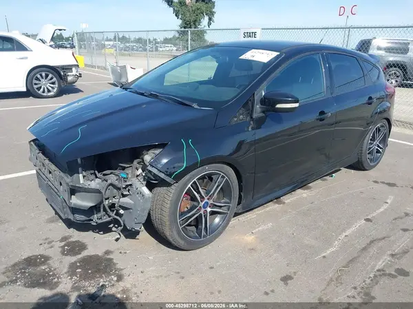 1FADP3L97JL205054 2018 FORD FOCUS ST - Image 2