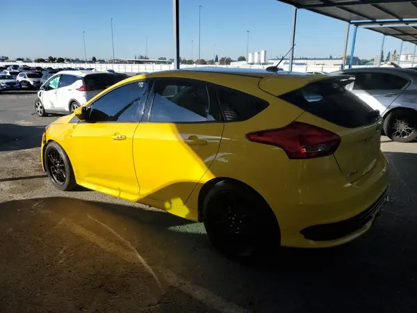 1FADP3L97JL217379 2018 FORD FOCUS - Image 2