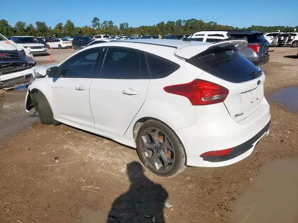 1FADP3L97JL246526 2018 FORD FOCUS - Image 2