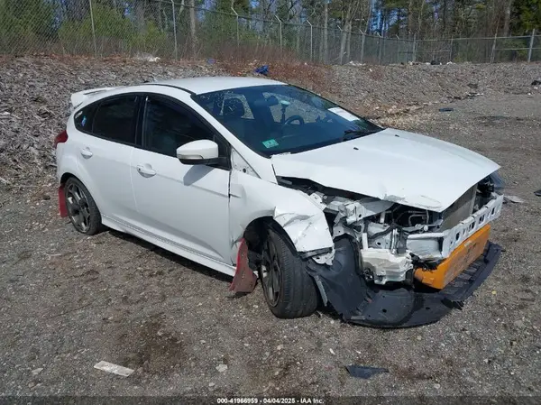 1FADP3L97JL260068 2018 FORD FOCUS ST - Image 1