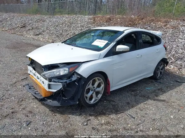 1FADP3L97JL260068 2018 FORD FOCUS ST - Image 2