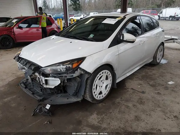 1FADP3L97JL283009 2018 FORD FOCUS ST - Image 2