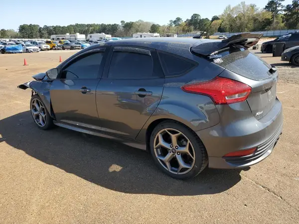 1FADP3L97JL286833 2018 FORD FOCUS - Image 2