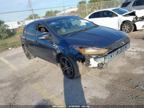 1FADP3L97JL331687 2018 FORD FOCUS ST - Image 1