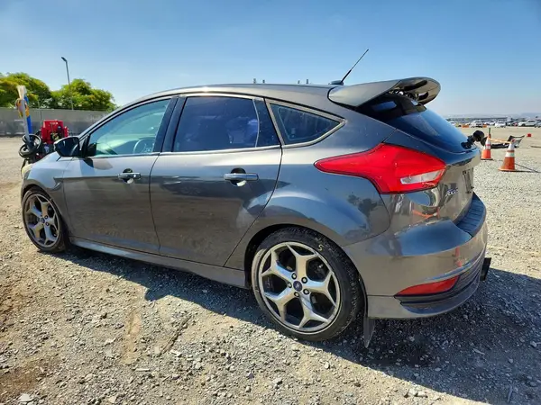 1FADP3L98GL209493 2016 FORD FOCUS - Image 2