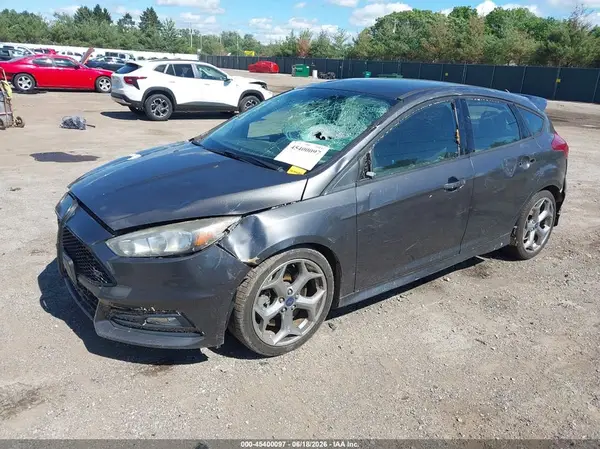 1FADP3L98GL215228 2016 FORD FOCUS ST - Image 2