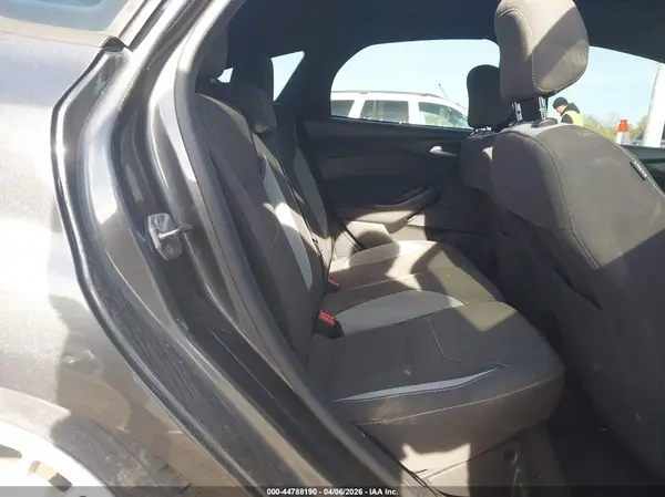 1FADP3L98GL229646 2016 FORD FOCUS ST - Image 8
