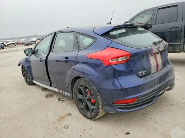 1FADP3L98GL266762 2016 FORD FOCUS - Image 2