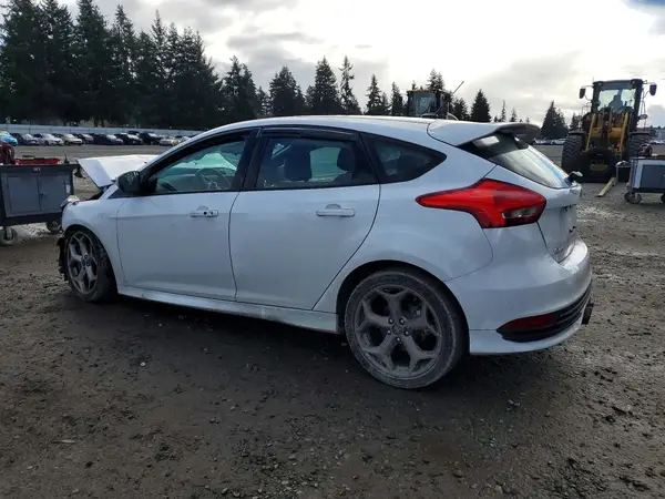 1FADP3L98GL319475 2016 FORD FOCUS - Image 2