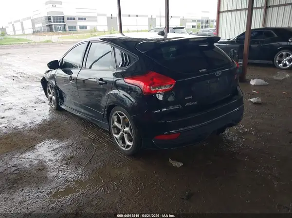 1FADP3L98GL351083 2016 FORD FOCUS ST - Image 2