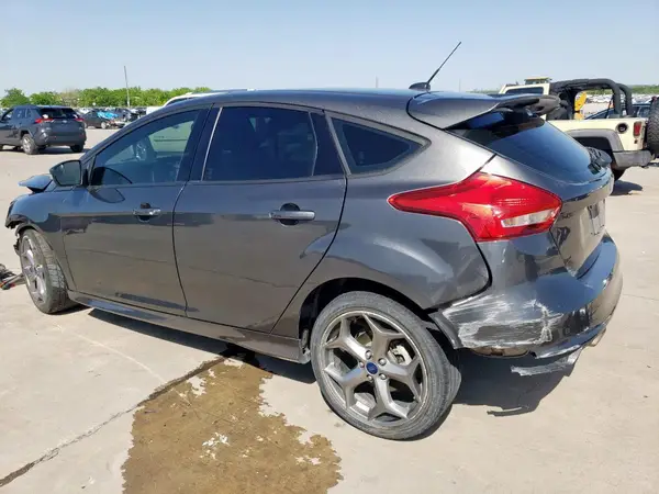 1FADP3L98GL404445 2016 FORD FOCUS - Image 2