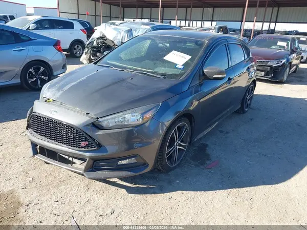 1FADP3L98HL219250 2017 FORD FOCUS - Image 2