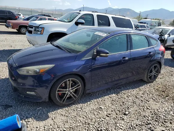 1FADP3L98HL230507 2017 FORD FOCUS - Image 1