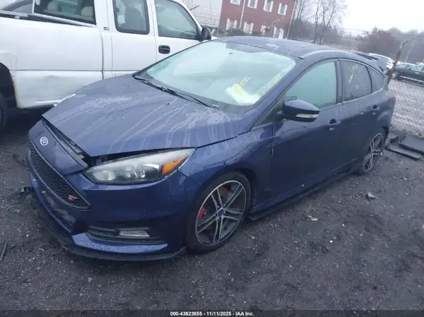 1FADP3L98HL240759 2017 FORD FOCUS ST - Image 2