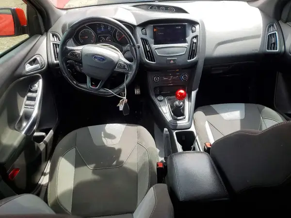 1FADP3L98HL258128 2017 FORD FOCUS - Image 8