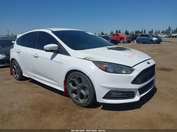 1FADP3L98HL260705 2017 FORD FOCUS ST - Image 1